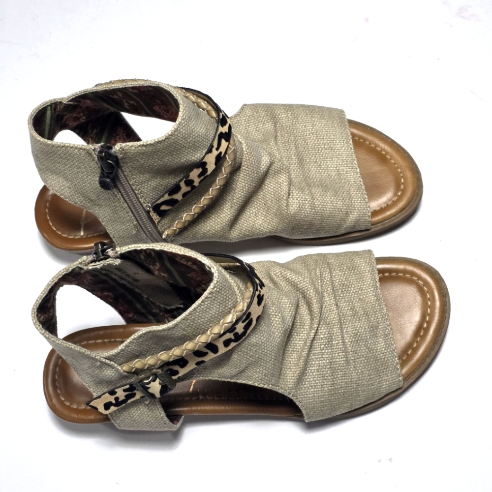 Beige and Brown Open-Toe Sandals with Animal Print Size 7